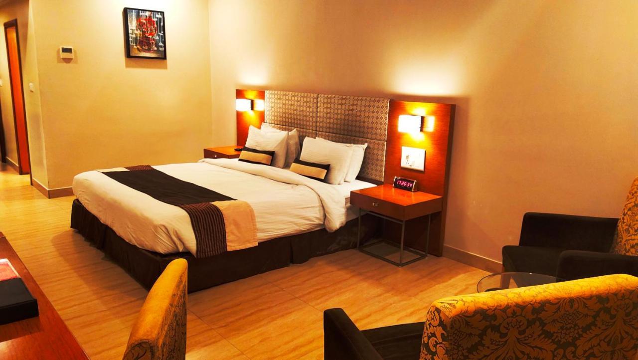 Best Western Ashoka Hyderabad Exterior photo