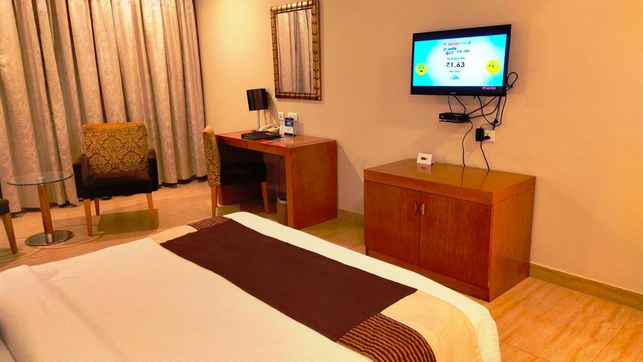 Best Western Ashoka Hyderabad Exterior photo
